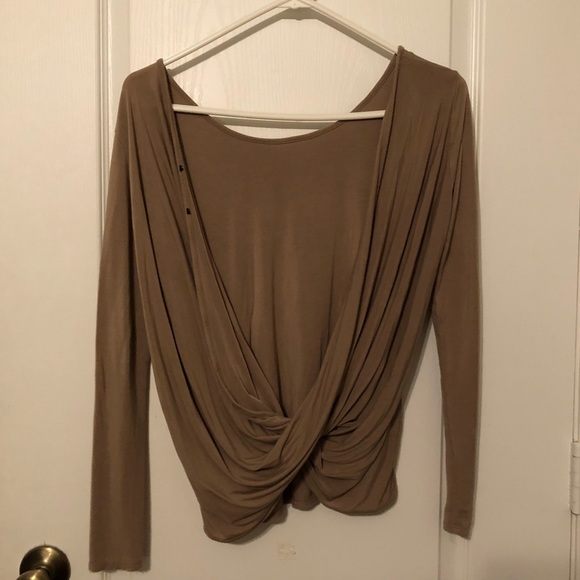 Lulus Tops - Lulu’s Scooped Open Back Top!